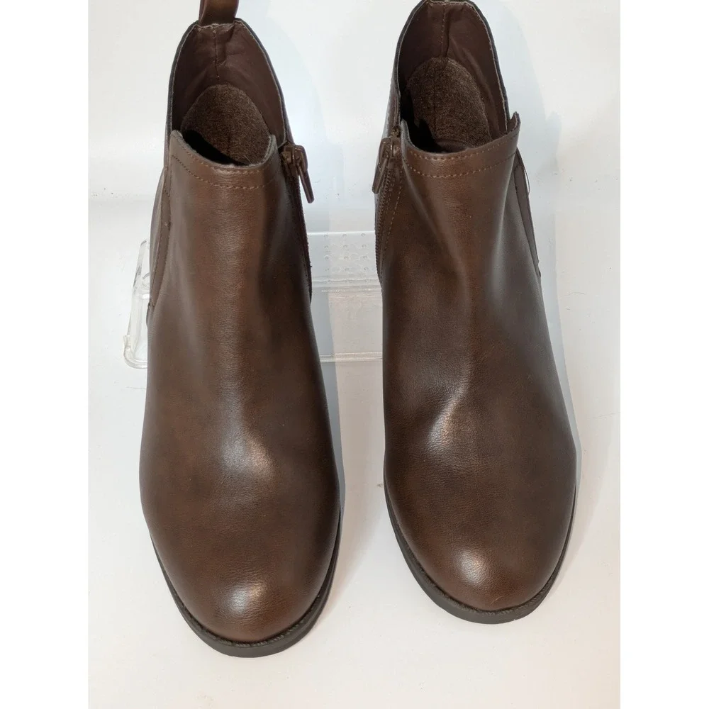 Sun + Stone Women's Size 9 Brown Ankle Boots Side Zip Low Heel Booties